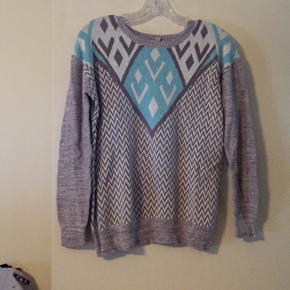 Light gray pullover sweater
